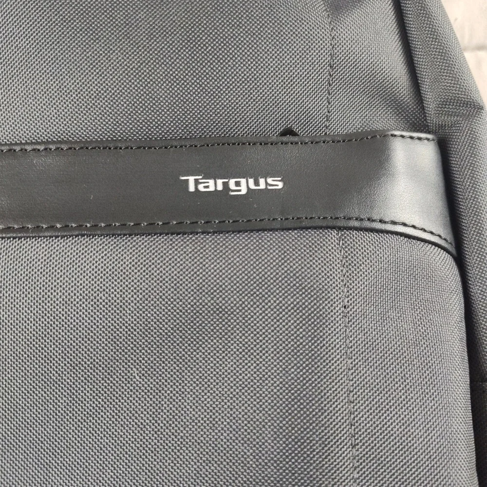 Targus line from exterior